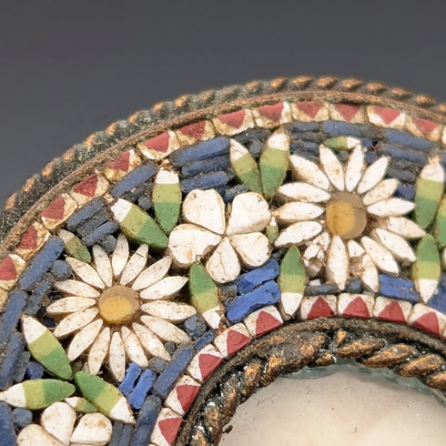 アンティーク マイクロモザイク装飾 真鍮製小型フォトフレーム 写真立て/ポートレイト